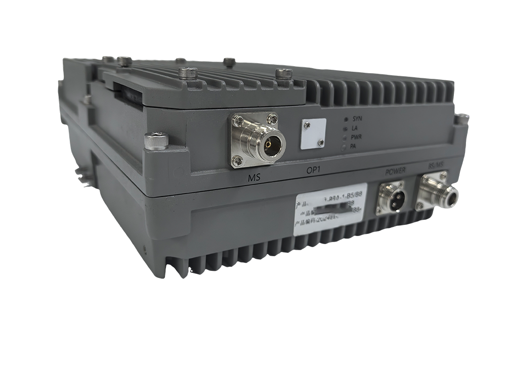  陇川三频手机信号接收器2000㎡